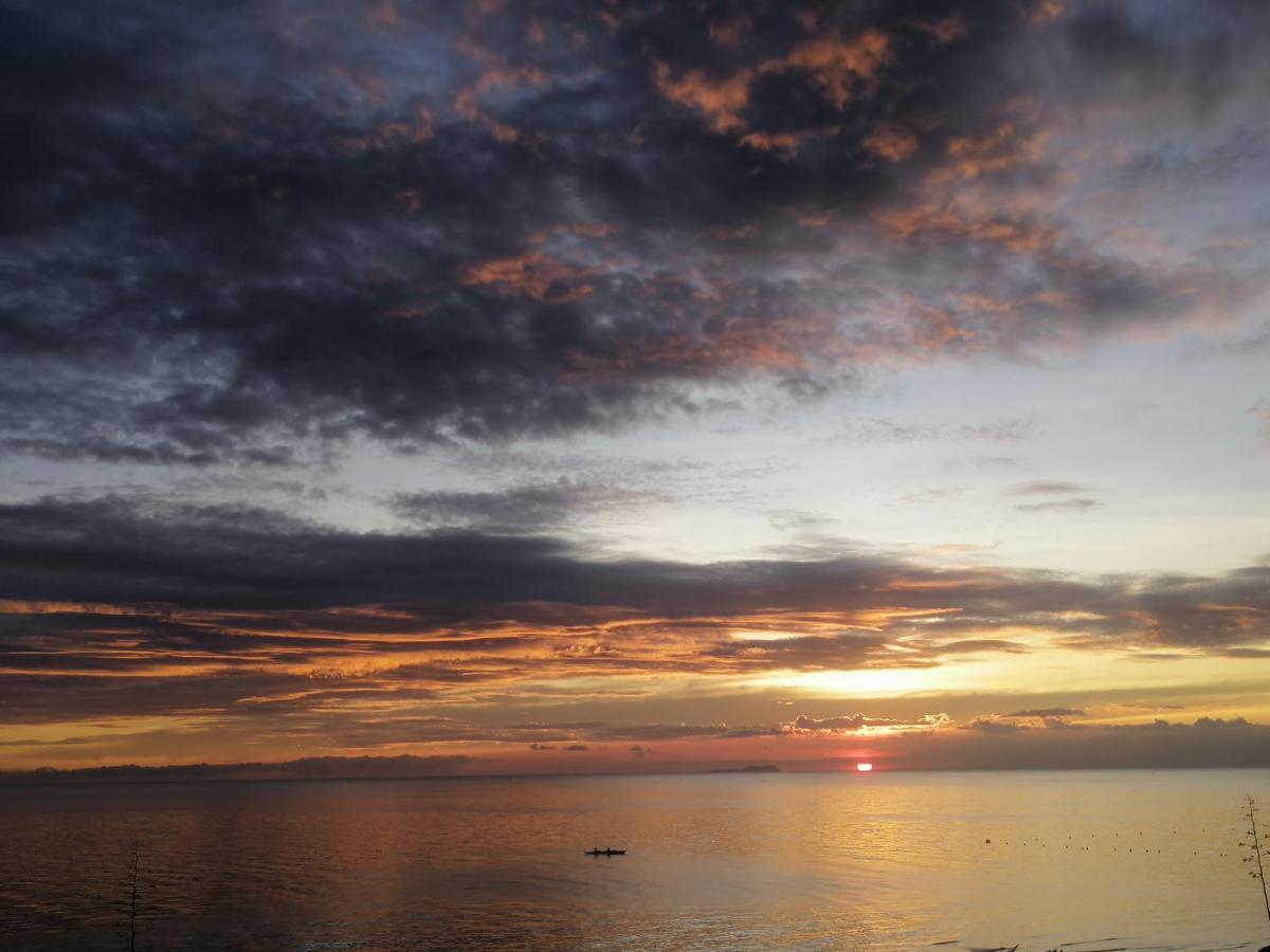 Almare Guest House Siquijor San Juan  Bagian luar foto